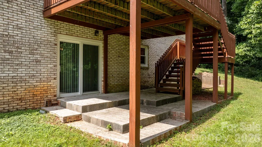 2428 Cedar Valley Drive Conover NC 28613