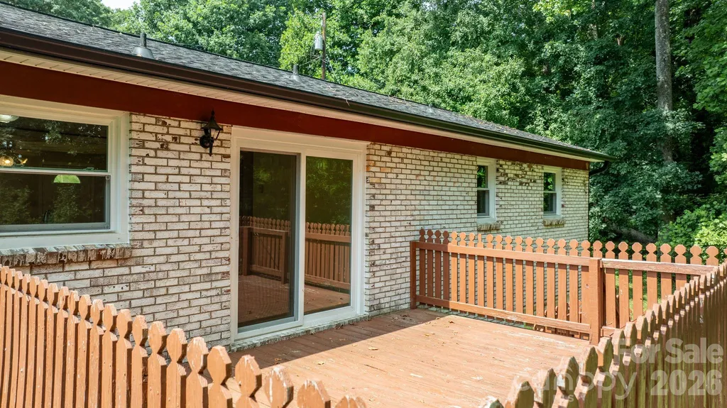 2428 Cedar Valley Drive Conover NC 28613