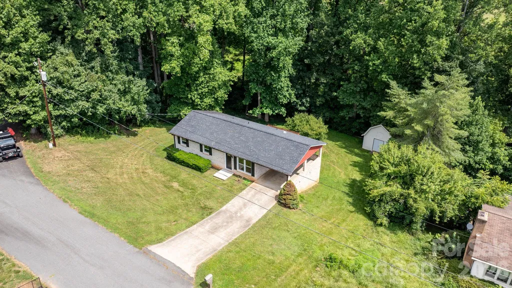 2428 Cedar Valley Drive Conover NC 28613