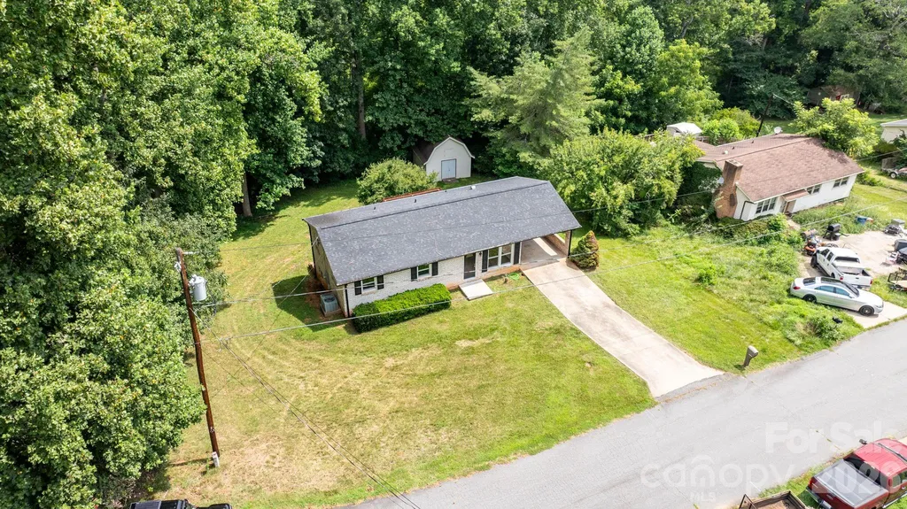 2428 Cedar Valley Drive Conover NC 28613