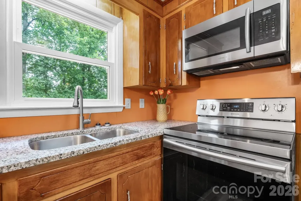 2428 Cedar Valley Drive Conover NC 28613