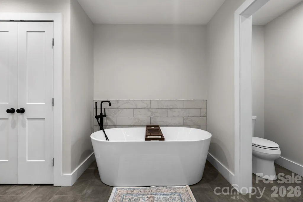 239 Windsor Forest Circle Fletcher NC 28732