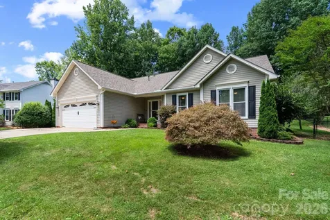 239 Windsor Forest Circle Fletcher NC 28732