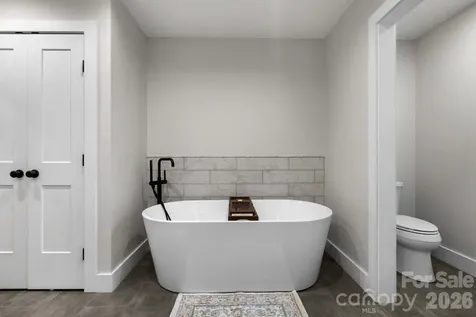 239 Windsor Forest Circle Fletcher NC 28732
