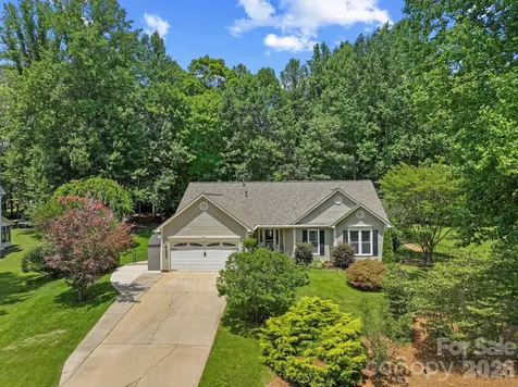 239 Windsor Forest Circle Fletcher NC 28732