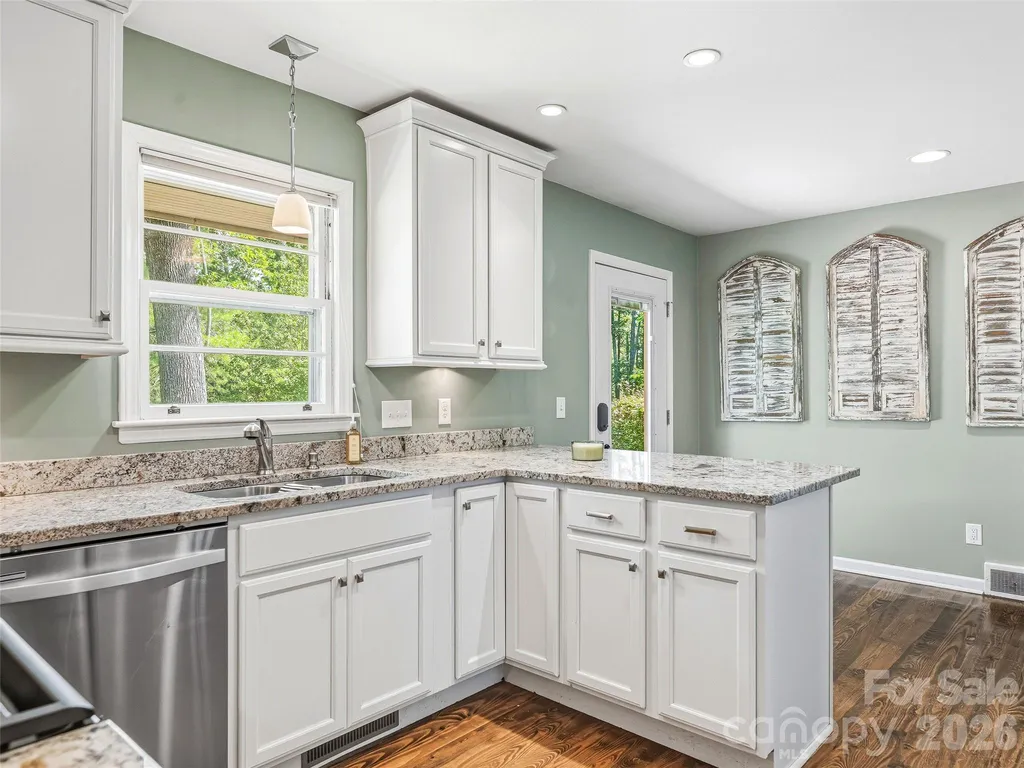 66 Hampden Road Asheville NC 28805