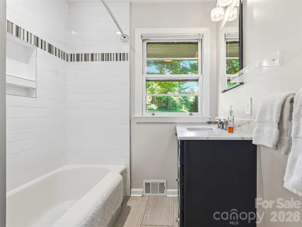 66 Hampden Road Asheville NC 28805