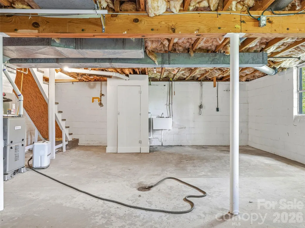 66 Hampden Road Asheville NC 28805