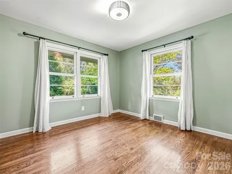 66 Hampden Road Asheville NC 28805