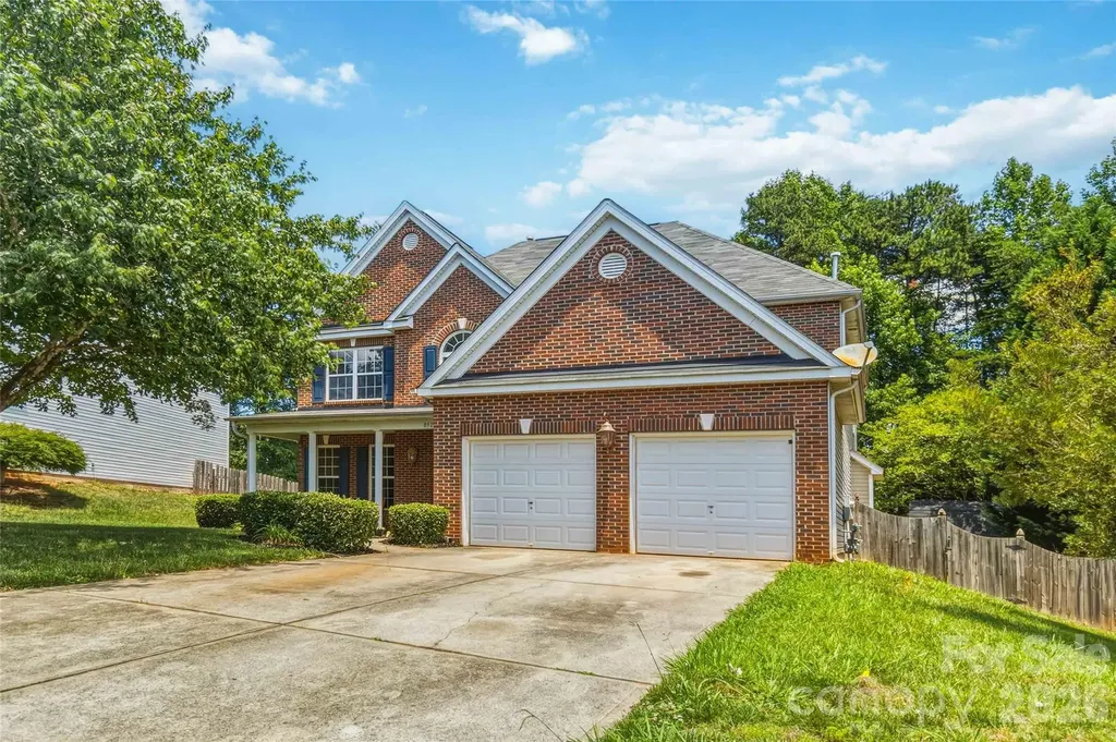 8522 Delamere Lane Charlotte NC 28269