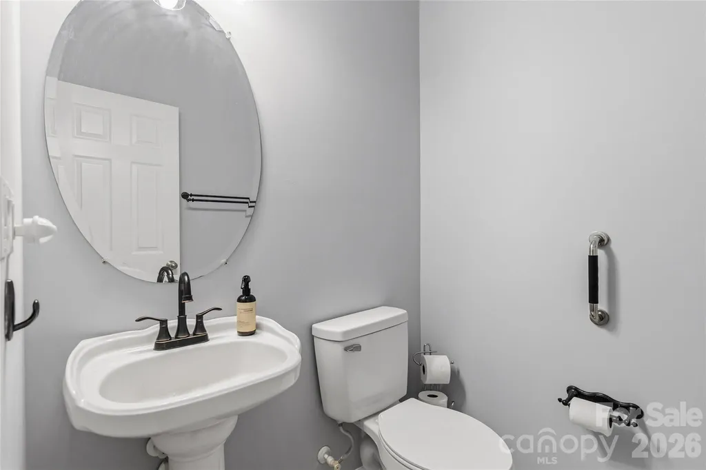 8522 Delamere Lane Charlotte NC 28269