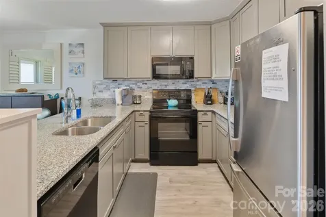 301 Pinnacle Inn Road Beech Mountain NC 28604