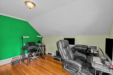 501 W 2nd Avenue Lexington NC 27292
