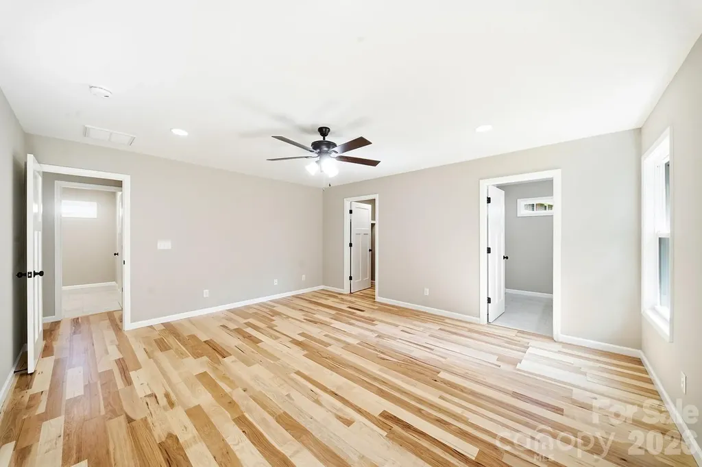 322 Jody Street East Flat Rock NC 28726