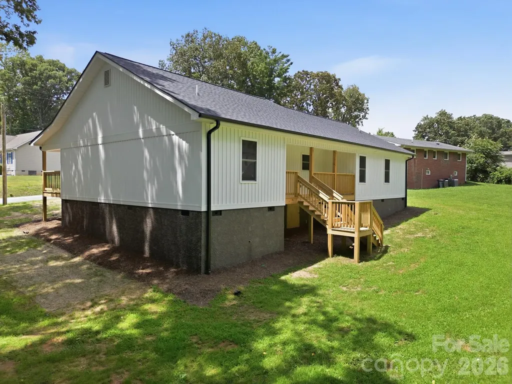322 Jody Street East Flat Rock NC 28726