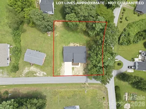 322 Jody Street East Flat Rock NC 28726