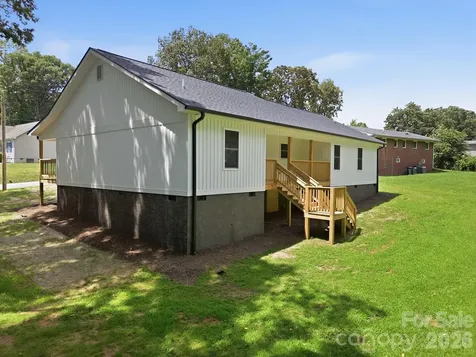 322 Jody Street East Flat Rock NC 28726