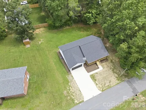 322 Jody Street East Flat Rock NC 28726
