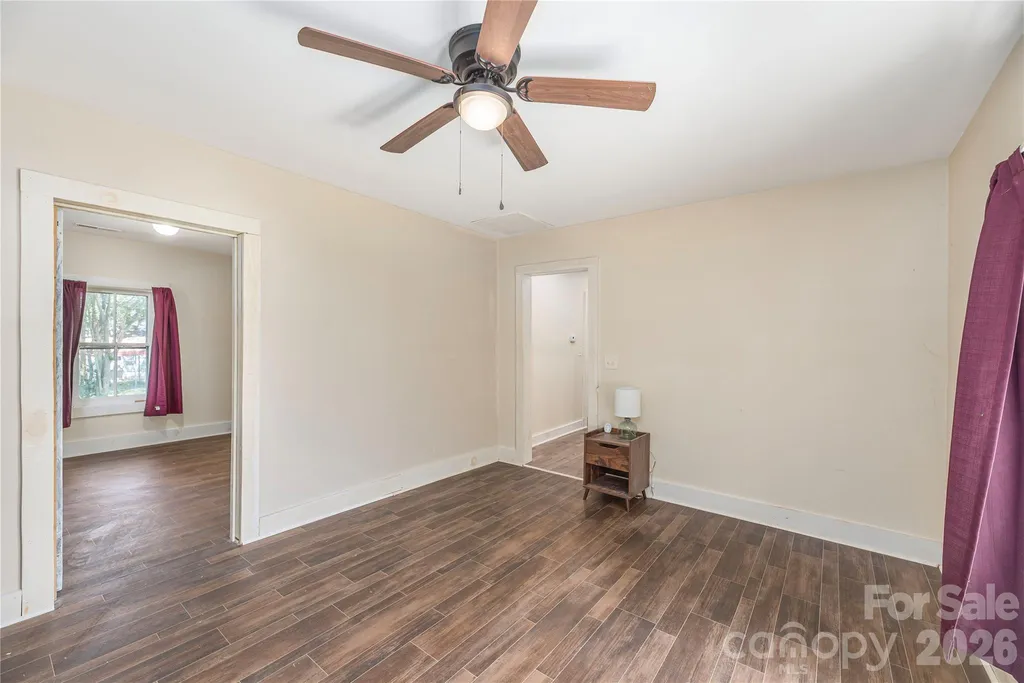 308 Substation Street Hendersonville NC 28792