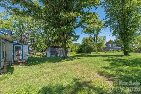 308 Substation Street Hendersonville NC 28792