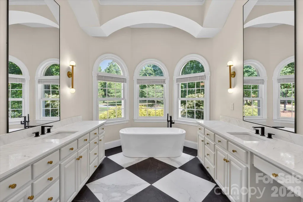 6052 Oxfordshire Road Waxhaw NC 28173