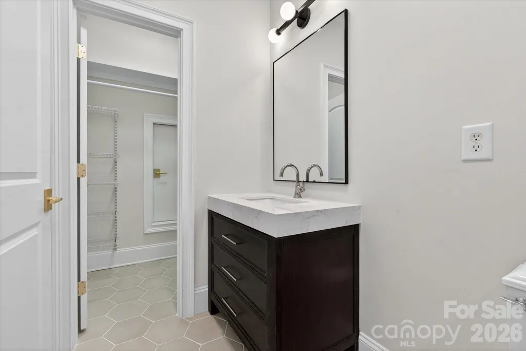 6052 Oxfordshire Road Waxhaw NC 28173