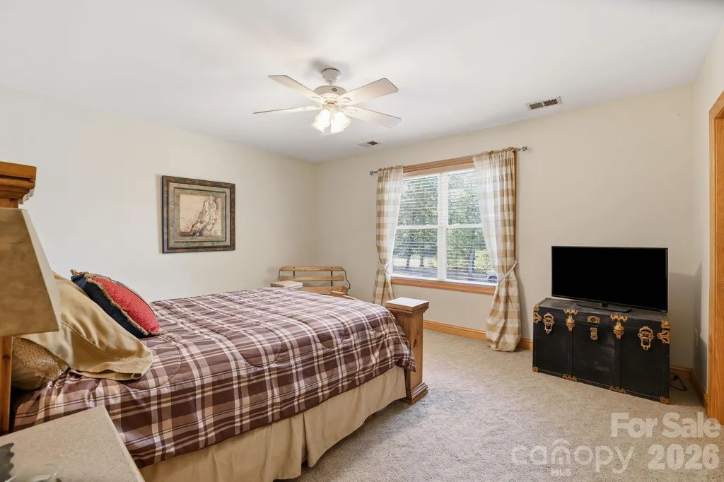 1916 Mcintyre Road Wingate NC 28174