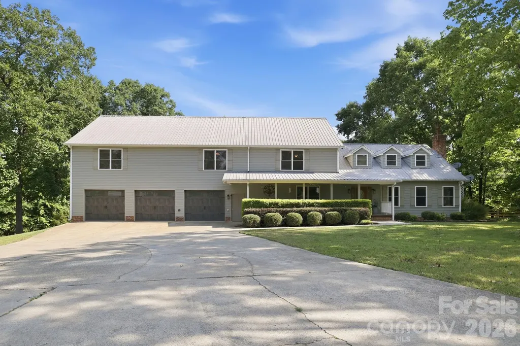 1916 Mcintyre Road Wingate NC 28174