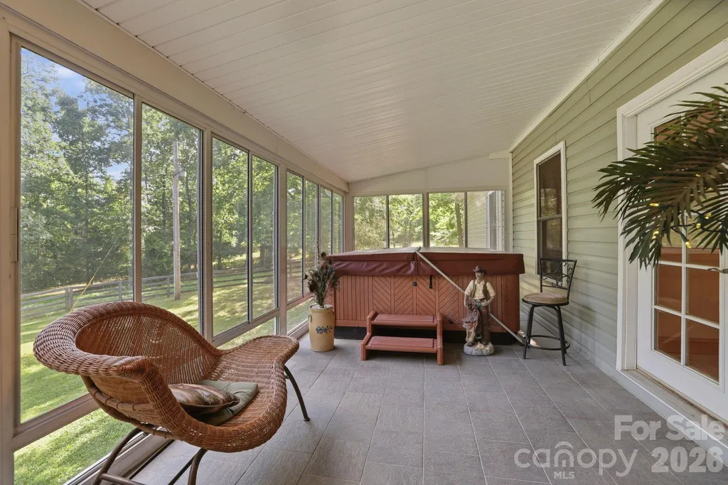 1916 Mcintyre Road Wingate NC 28174