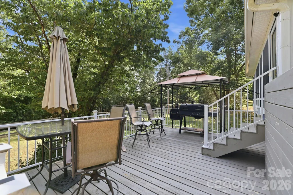 1916 Mcintyre Road Wingate NC 28174