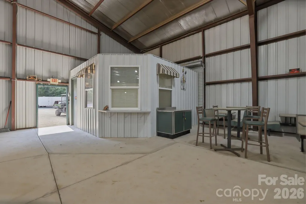 1916 Mcintyre Road Wingate NC 28174