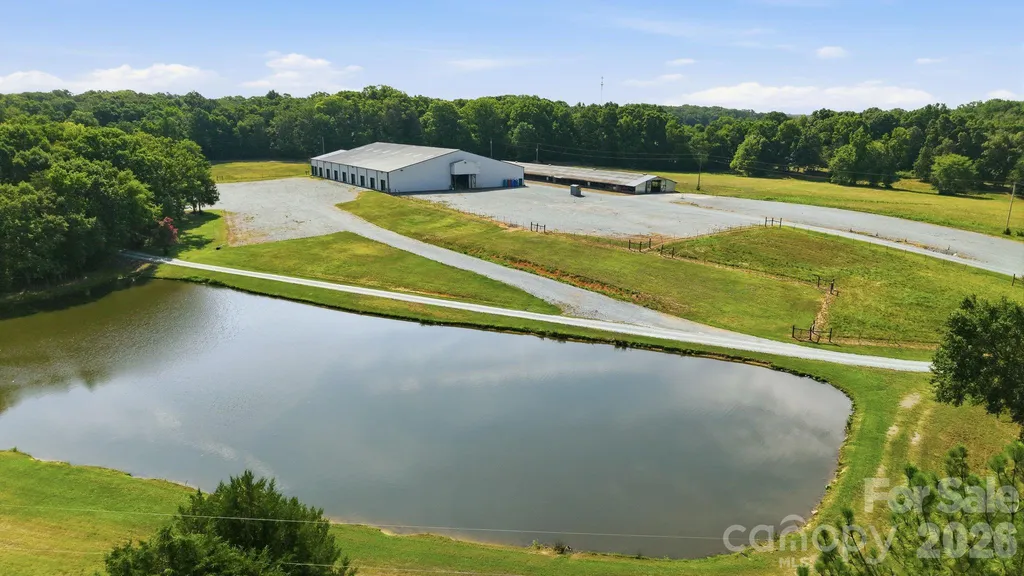 1916 Mcintyre Road Wingate NC 28174