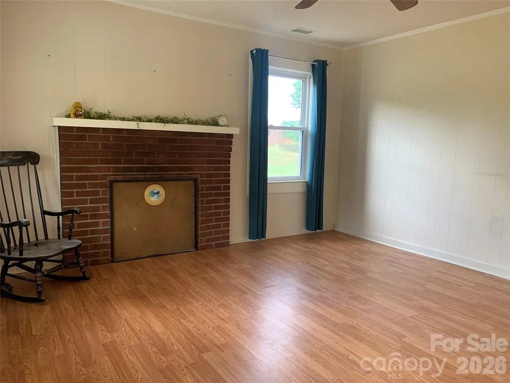6231 Nc 16 Highway N Taylorsville NC 28681
