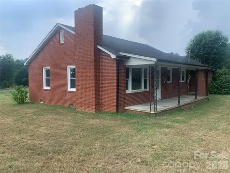 6231 Nc 16 Highway N Taylorsville NC 28681