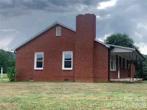 6231 Nc 16 Highway N Taylorsville NC 28681