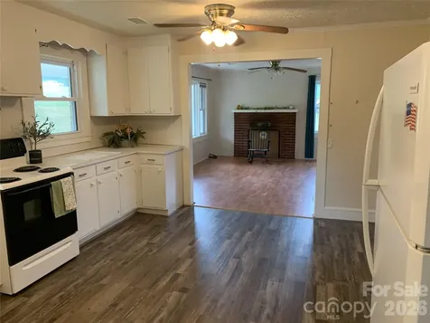 6231 Nc 16 Highway N Taylorsville NC 28681