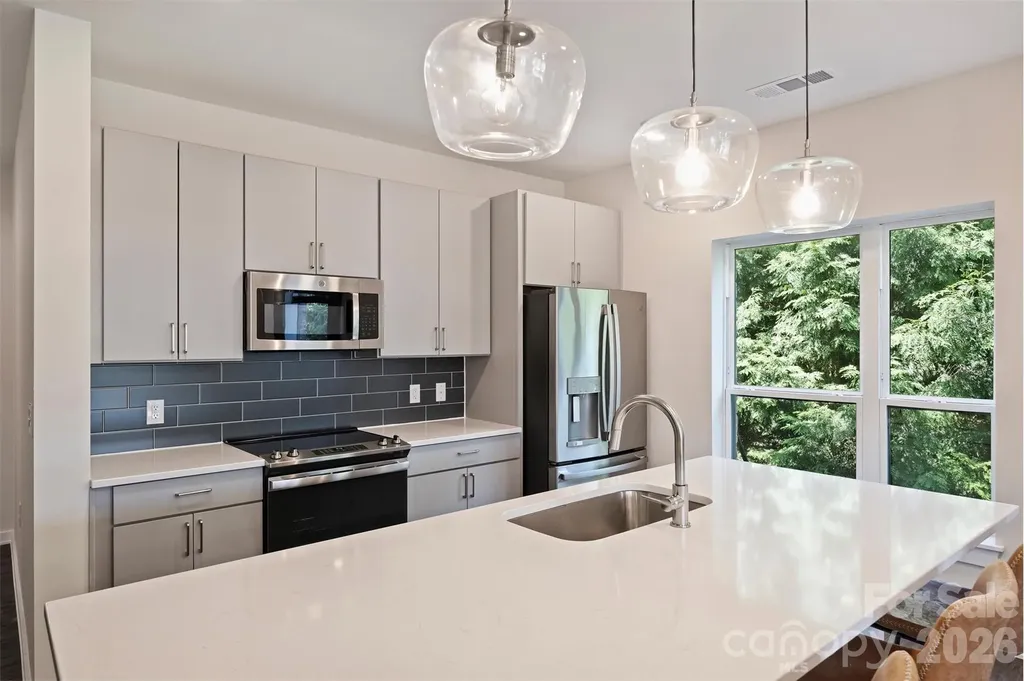 3630 N Davidson Street Charlotte NC 28205