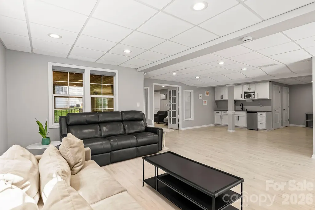 2718 Peverell Lane Charlotte NC 28270