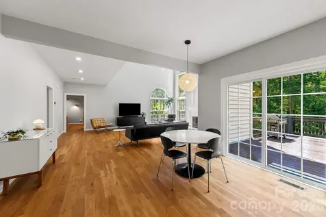 2718 Peverell Lane Charlotte NC 28270