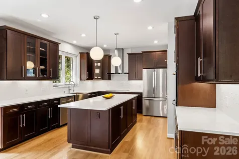 2718 Peverell Lane Charlotte NC 28270