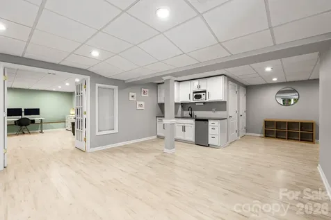 2718 Peverell Lane Charlotte NC 28270