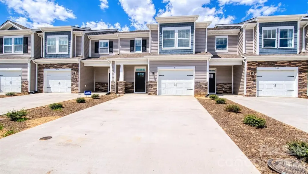 50 Creekview Road Hendersonville NC 28792