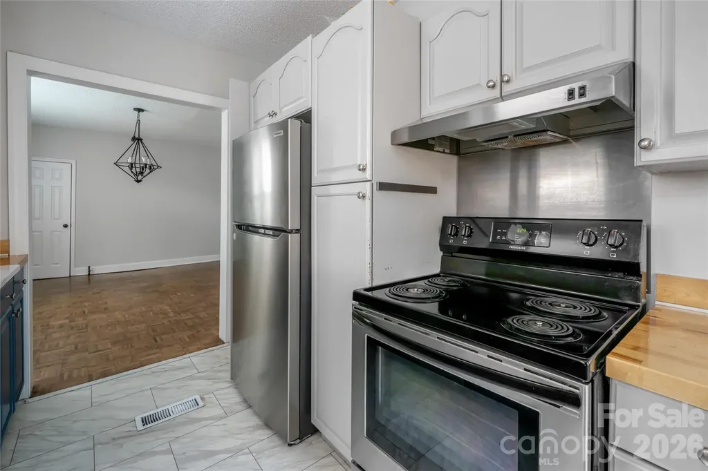30 Bartlett Street Asheville NC 28801