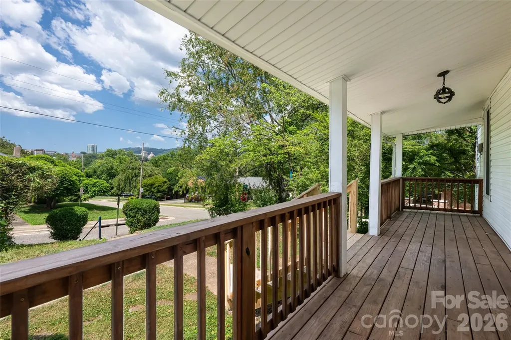30 Bartlett Street Asheville NC 28801