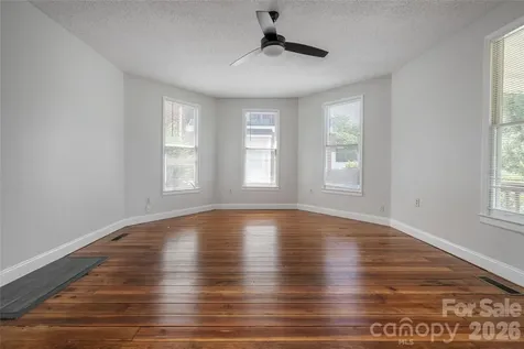 30 Bartlett Street Asheville NC 28801