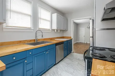 30 Bartlett Street Asheville NC 28801