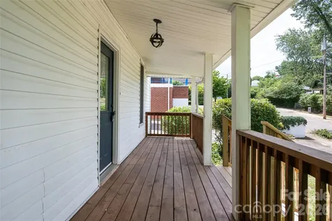 30 Bartlett Street Asheville NC 28801