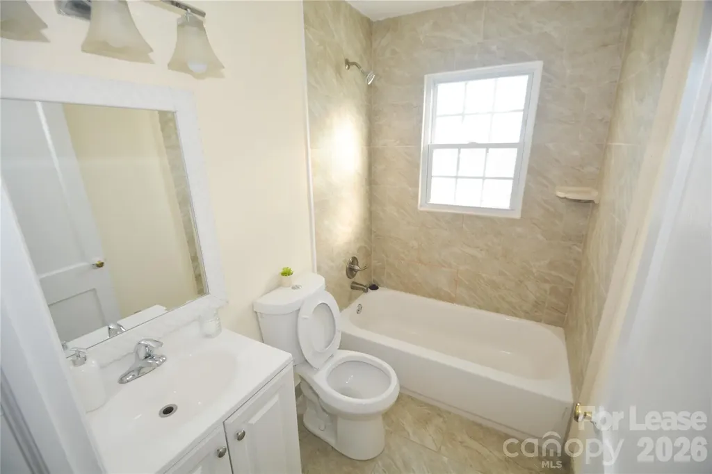 1424 Kennon Street Charlotte NC 28205