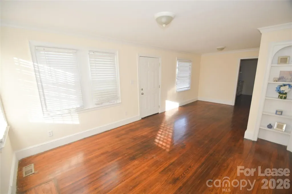 1424 Kennon Street Charlotte NC 28205