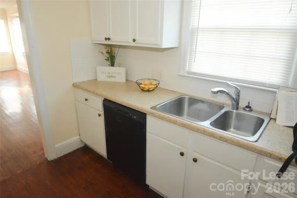 1424 Kennon Street Charlotte NC 28205